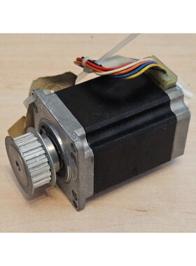 Sanyo Denki STEPSYN 103H7126-0740 (Schrittmotor) NEU