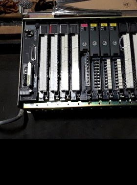 Module De Contr?le Allen Bradley PLC-5/30 Avec 11 Modules D'