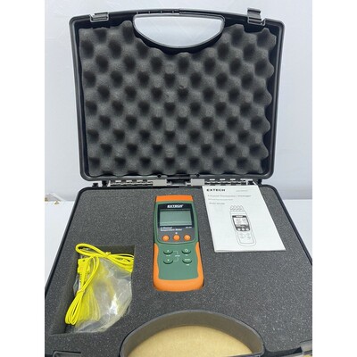 EXTECH SDL200 4 通道温度计带盒