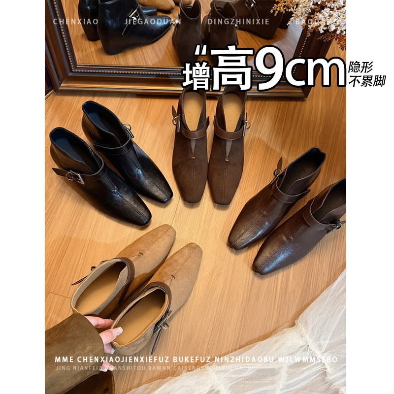 不累脚!内增高9CM小个子方头小皮鞋2026年冬季皮带扣深口单鞋女