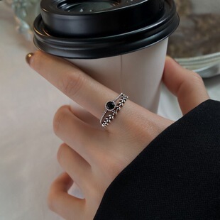 黑色锆石树叶戒指女小众设计开口可调节食指戒时尚个性素圈指环潮