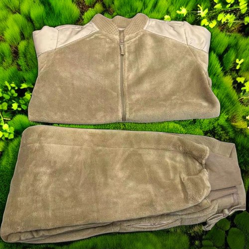 轻质巡逻土黄色珊瑚绒秋冬透气抗静电保暖19巡逻套装边防绒衣裤