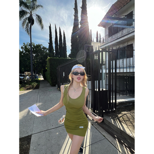 Xinlei Lin 青雾漫野 不对称设计复古背心显瘦包臀辣妹短连衣裙