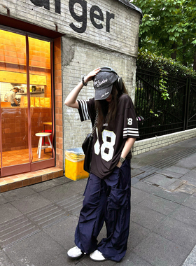 Xinlei Lin “加州盛夏”blockcore字母运动短袖T恤女上衣夏季