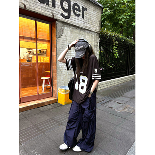 Xinlei Lin “加州盛夏”blockcore字母运动短袖T恤女上衣夏季