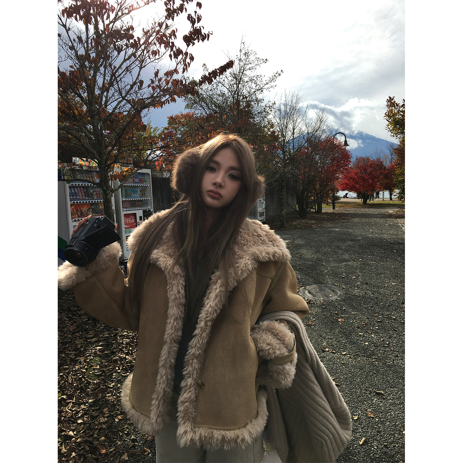 XinleiLin麂皮复合毛毛外套女