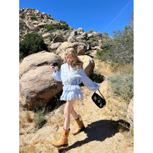 isab Xinlei t波西米亚风蕾丝刺绣衬衫 白椰海风 半裙 Lin