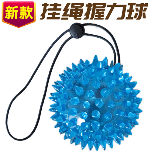 老人按摩手部锻炼手握弹力压力球