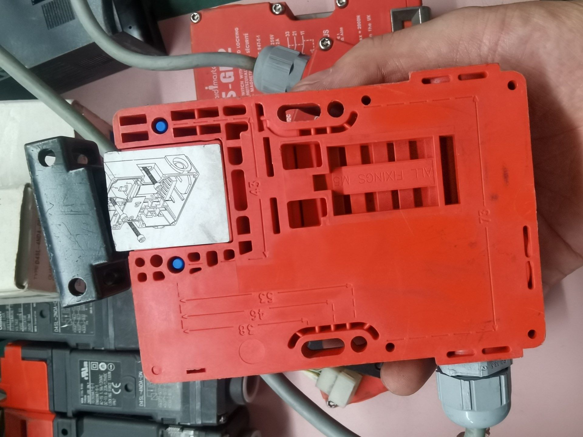 罗克韦尔电磁门安全开关tls-gd2安全开关440g-t27 拍前询价