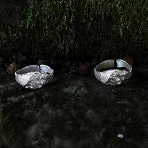 999银自然灵感不规则石头戒指