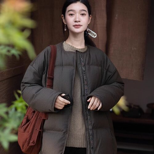 95白鹅绒阔型织带羽绒服