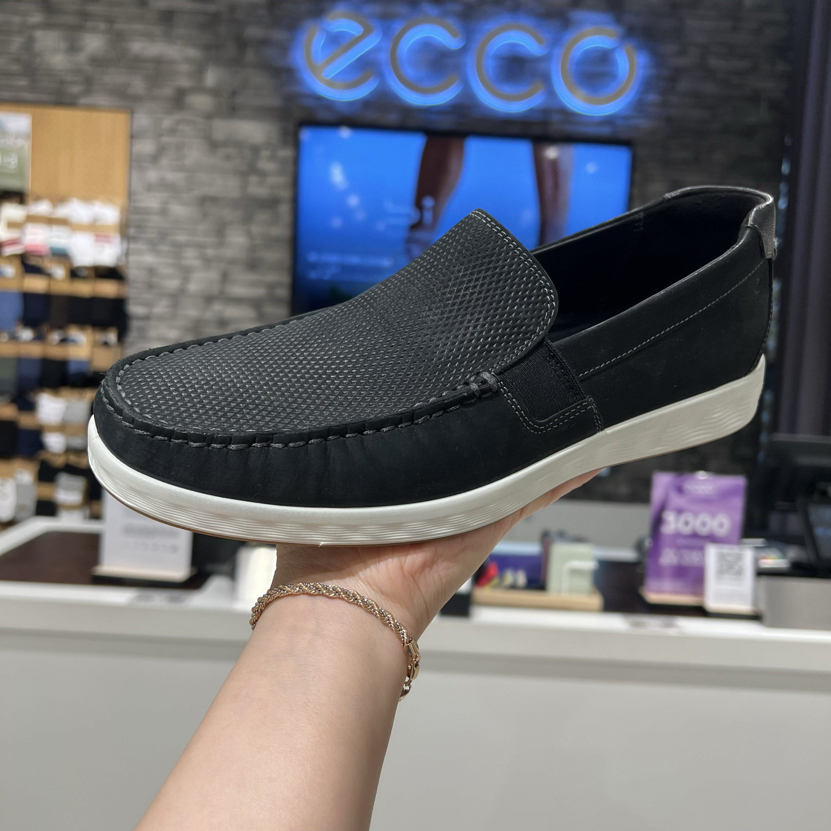 特价捡漏ECCO爱步一脚蹬休闲皮鞋男鞋豆豆鞋透气乐福鞋莫克540504