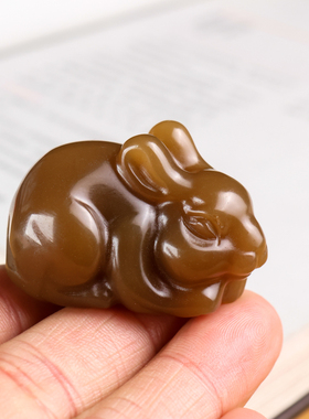 新疆和田玉且末糖玉生肖兔手把件天然玉石扭转乾坤把件原石手玩件