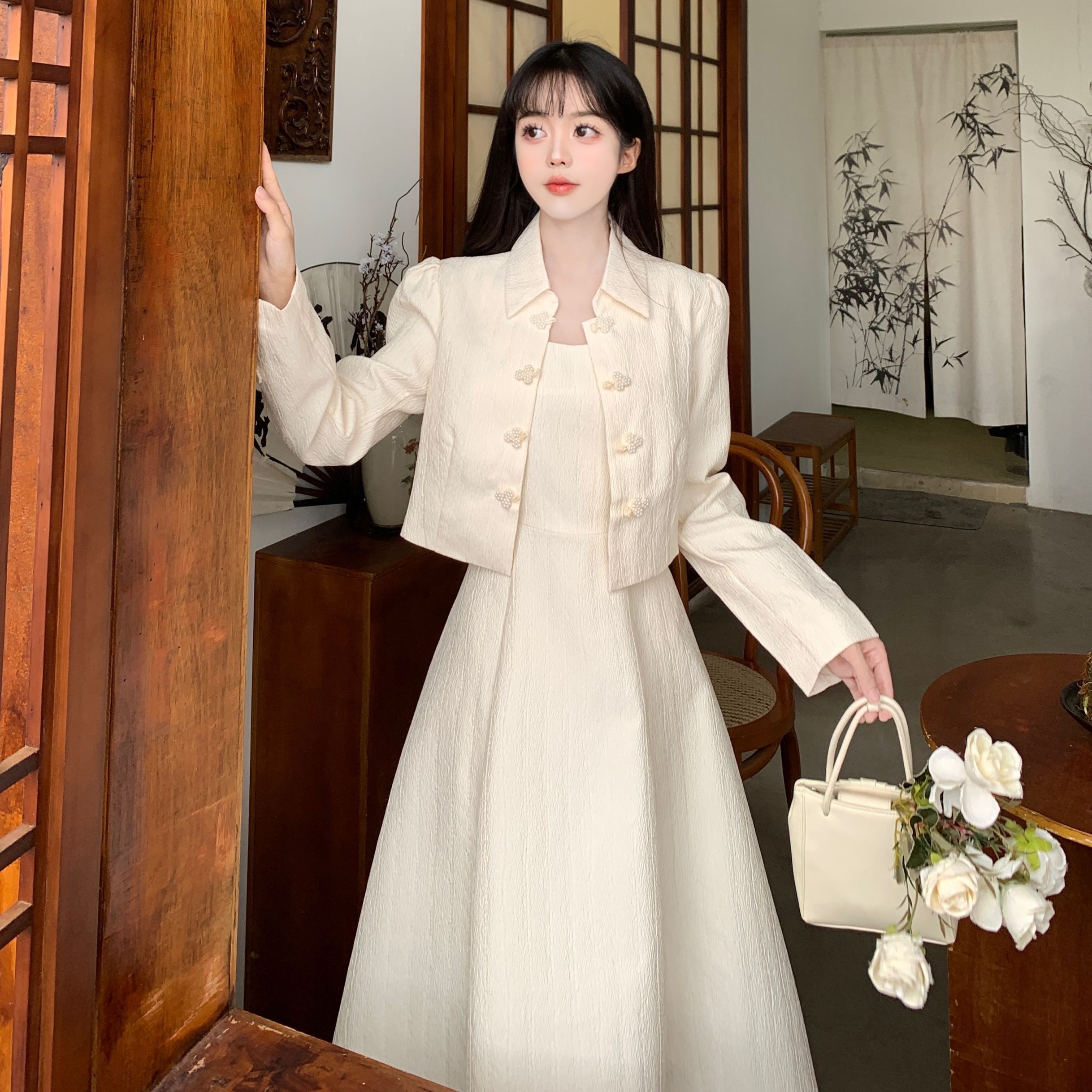 胖妹妹方领秋季简约小香风套装裙