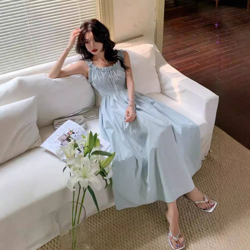 2026新款大码女装法式方领吊带气质连衣裙子夏季小个子收腰长裙女