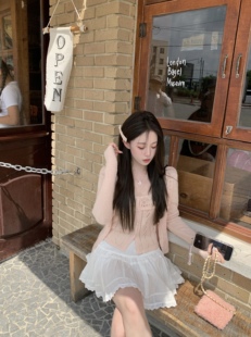 镂空针织开衫 羊毛氛围感粉色显白修身 吊带上衣 热恋初告白 萌萌Ja