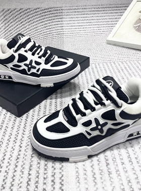撤柜新款系带低帮板鞋时尚休闲拼接运动鞋男款厚底21935