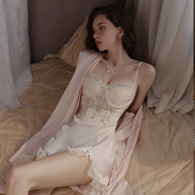 Geniequeen性感冰雪丝吊带睡裙女