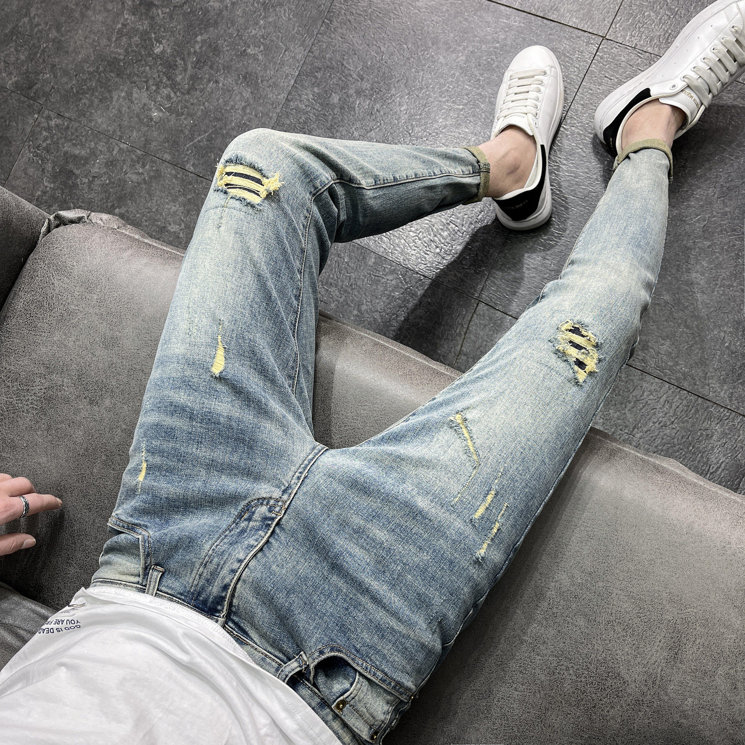 2026春秋季新款浅蓝九分牛仔裤男破洞弹力修身小脚裤潮流百搭长裤
