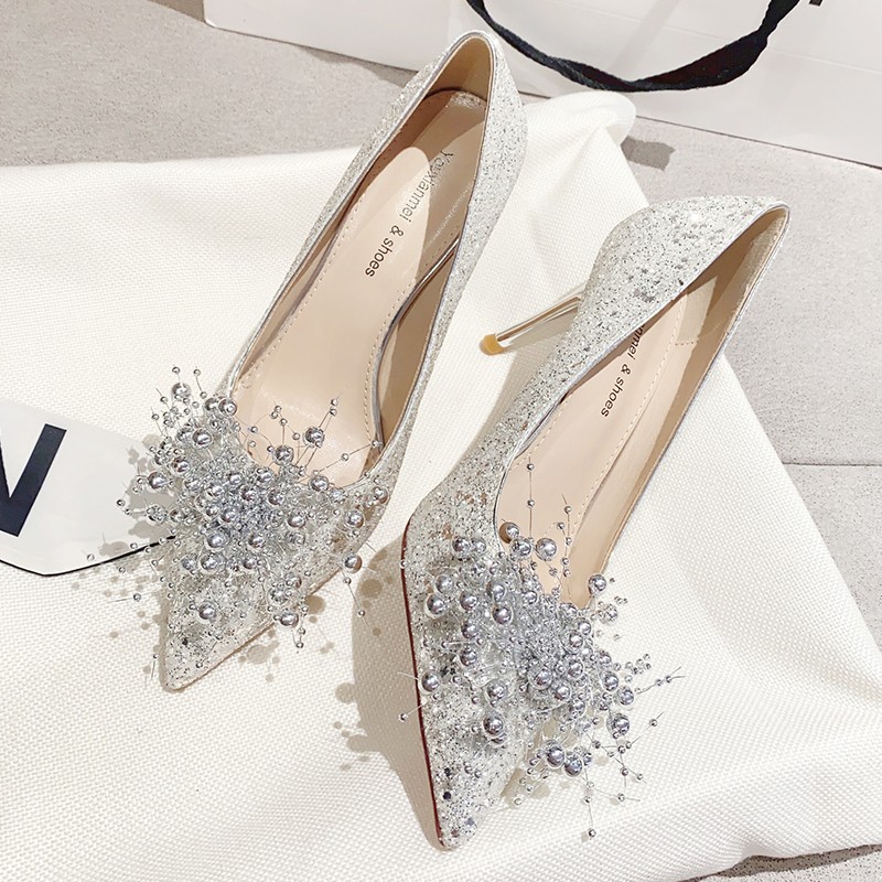 银色婚鞋新娘高跟鞋主婚纱水晶鞋订婚不累脚珍珠2025新款礼服宴会