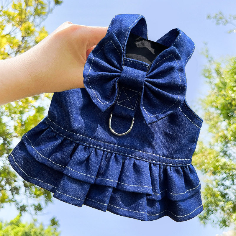 可牵引狗狗衣服猫咪牛仔裙子夏天图片