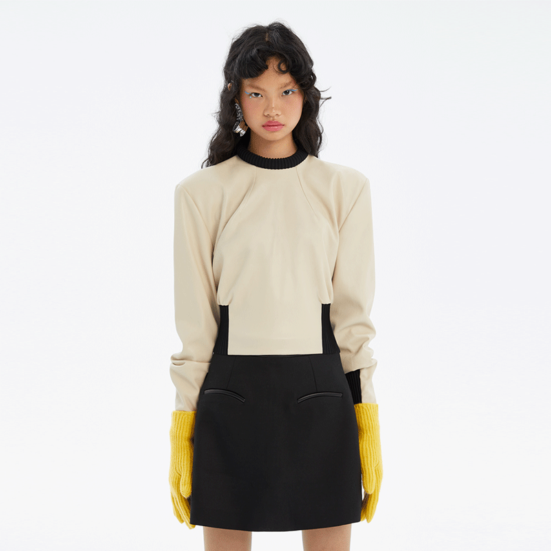 NMORE设计师品牌 隐秘黑蛋白pu拼接修身上衣