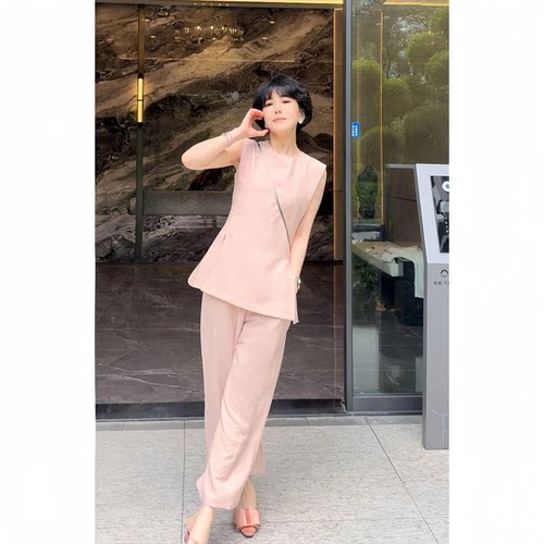 亚麻套装女2026年夏季新款两件套韩版时尚气质显瘦上衣短裤套装女