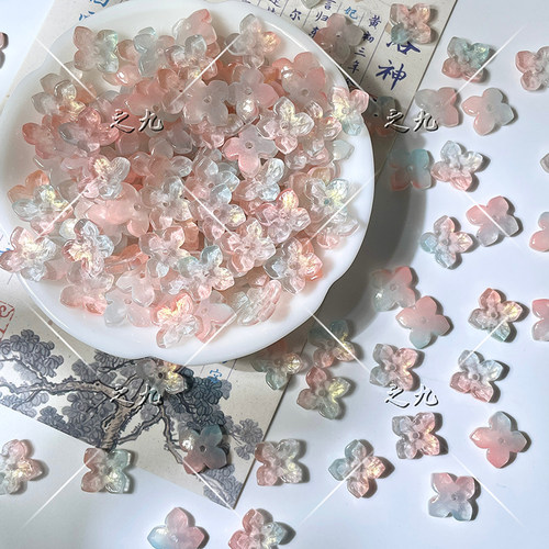 10x13mm中孔绣球花四叶花