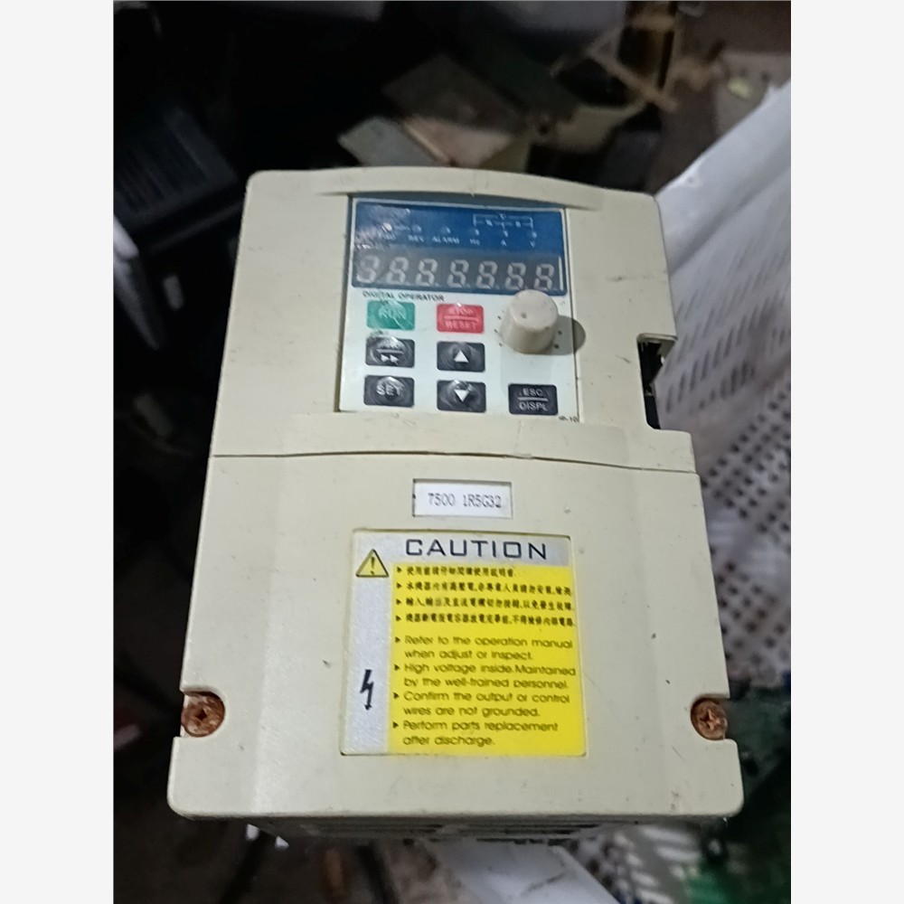 普传变频器1.5KW，PI75拆