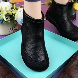 真皮马丁靴女2026春秋新款短筒平底单靴休闲舒适软皮软底妈妈短靴