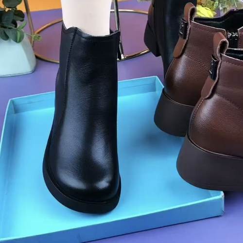 马丁靴女真皮橡胶防滑软底妈妈鞋