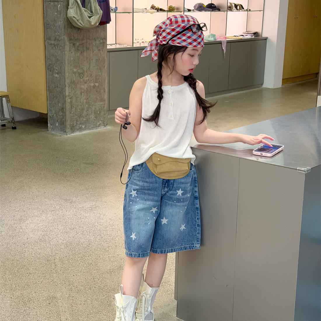 花与寻女童中裤2026年夏季新款韩版满印星星甜美牛仔中裤甜酷少女