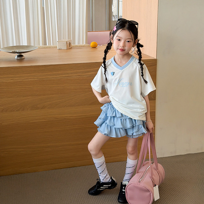 艾摩贝贝女童清爽奶蓝韩系甜妹运动运动风短袖蛋糕裙夏日套装