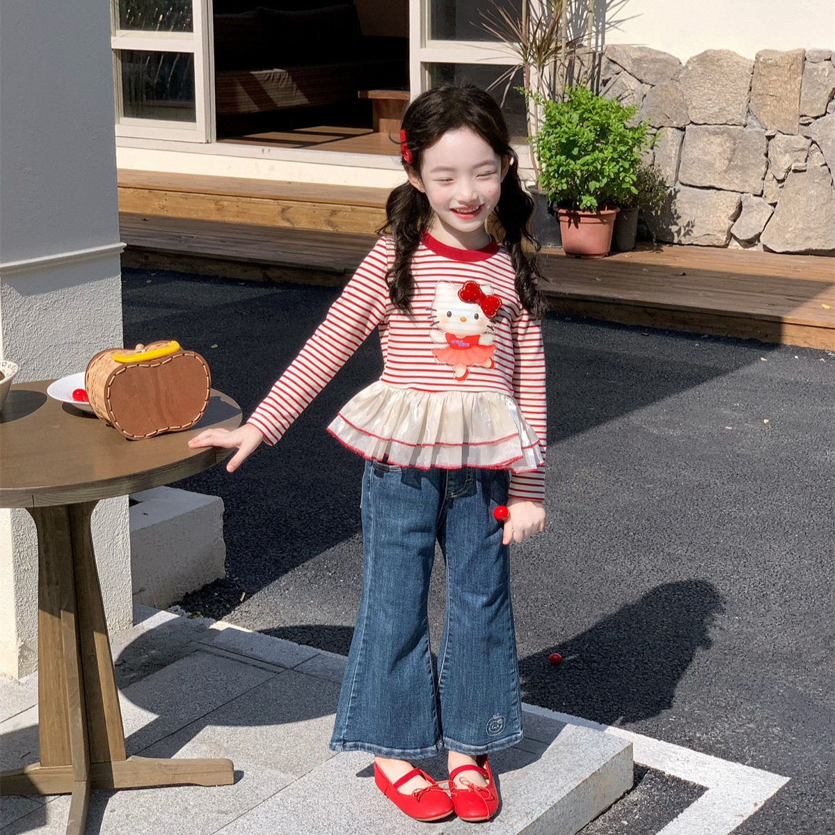 2026春季新款 女童洋气卡通条纹拼接纱纱打底衫+牛仔喇叭裤两件套
