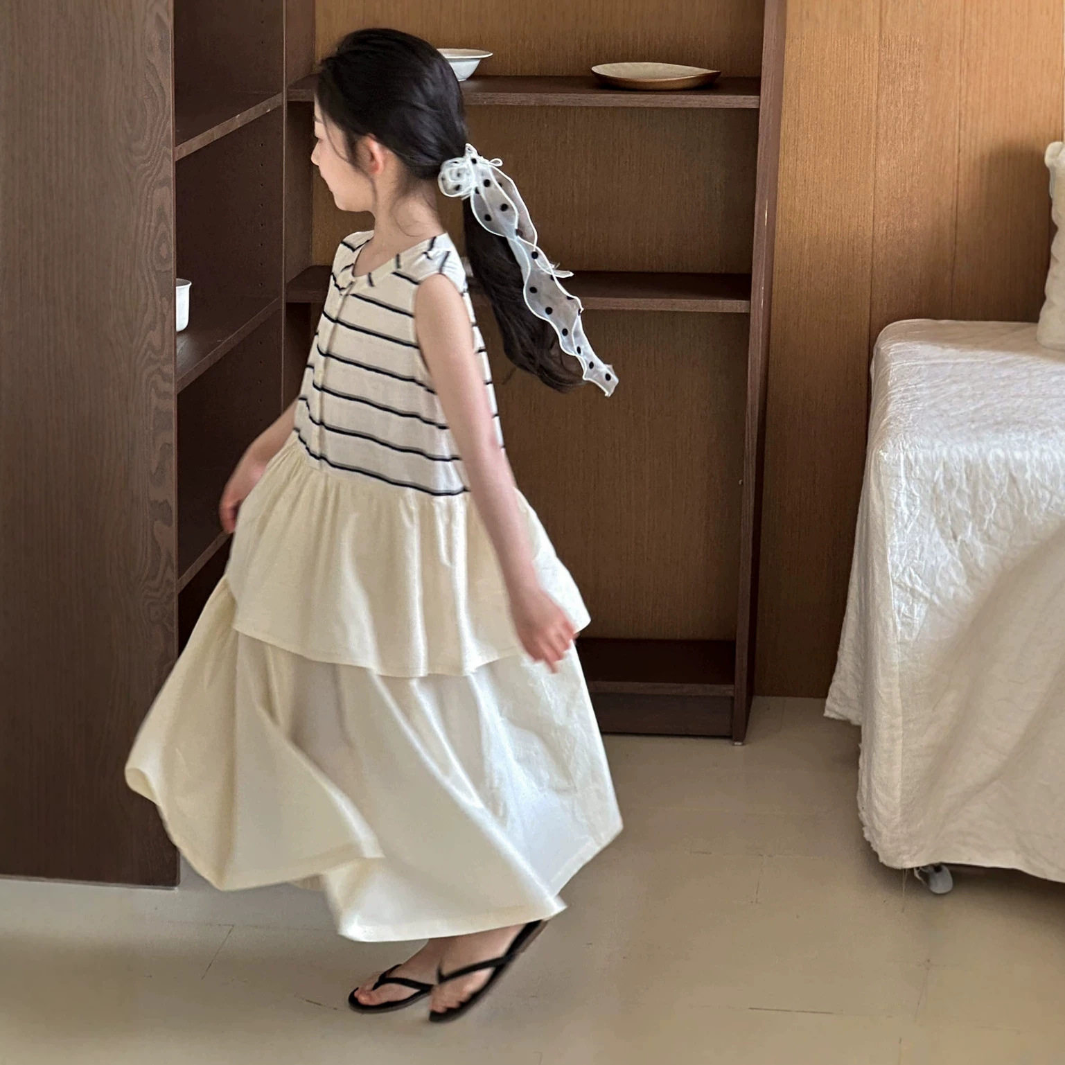 小红鱼女童无袖连衣裙夏装2026儿童夏季条纹拼接公主裙亲子装裙子