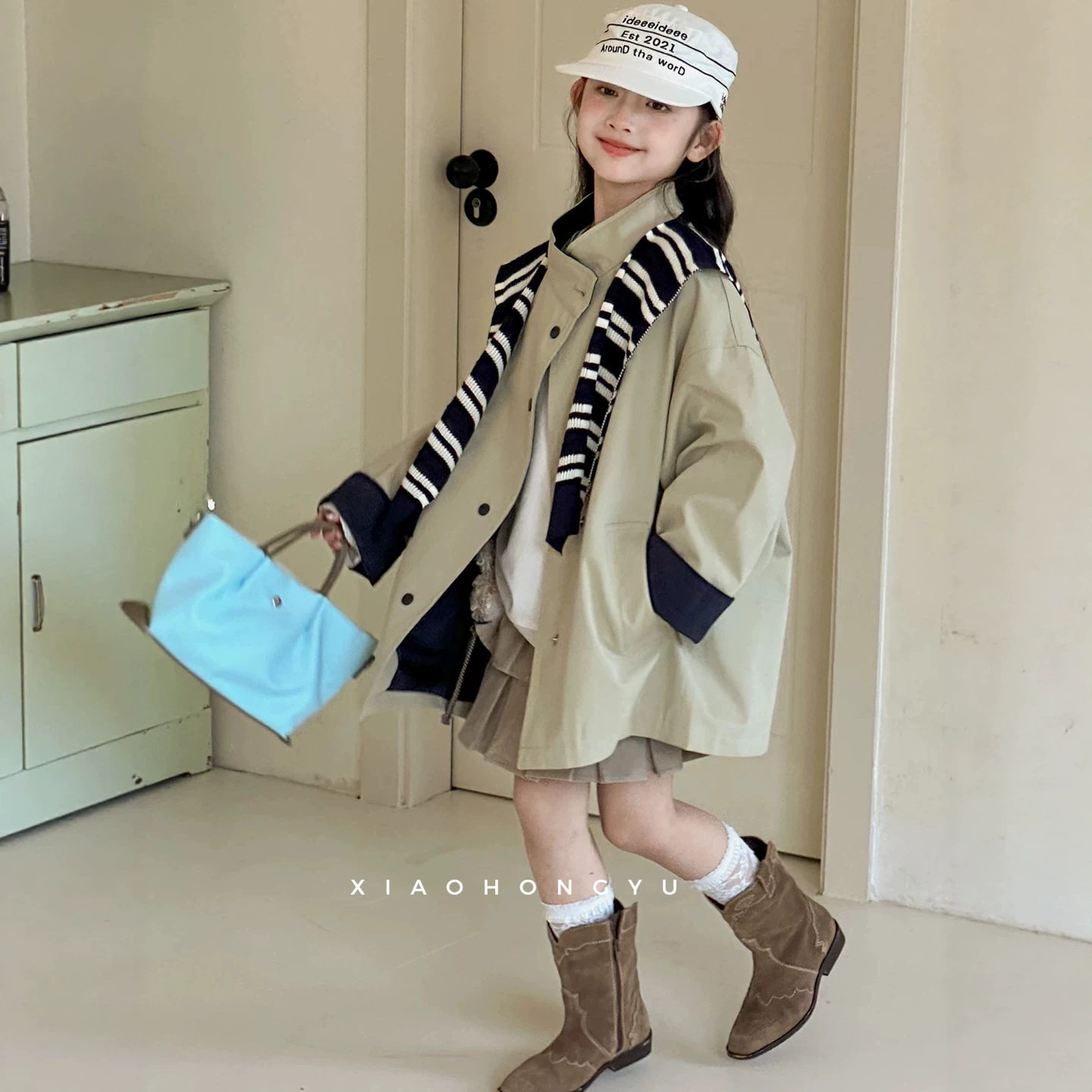 小红鱼女童外套秋装2026新款韩国童装秋季中长款风衣亲子装上衣潮