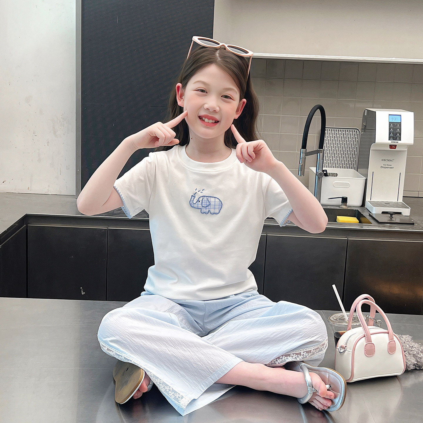 大童短装白t恤女童洋气短袖上衣大童修身时髦小衫2026夏装新款