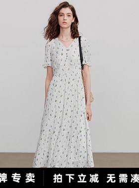 初语白色v领碎花连衣裙女短袖2025夏装新款收腰显瘦小个子长裙子
