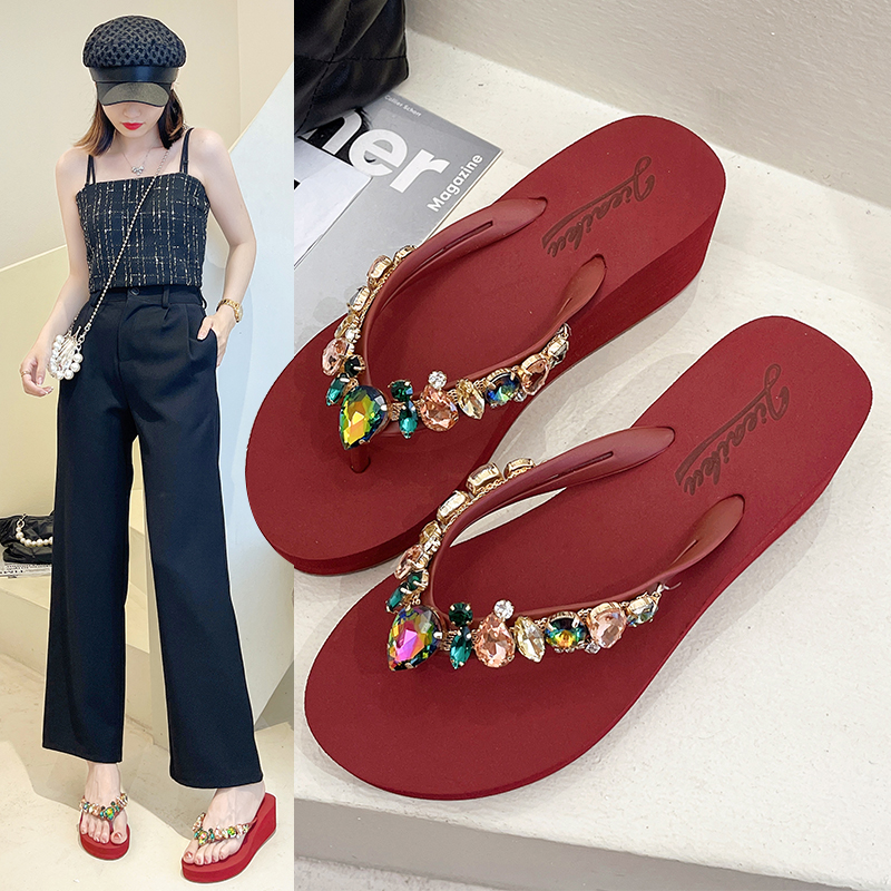 水钻韩版坡跟人字拖鞋