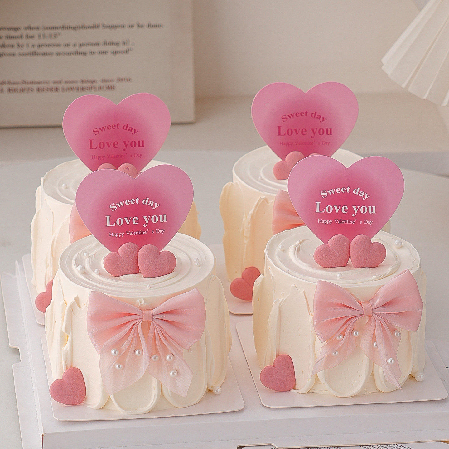 214情人节粉色爱心卡片蛋糕装饰插件珍珠蝴蝶结情侣表白烘焙装扮,节庆用品/礼品,节日装扮用品,淘宝优惠券,粉丝福利购,淘宝优惠卷