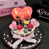 2026情人节西服格子点点小熊蜡烛蛋糕装 饰摆件love爱心卡片插件