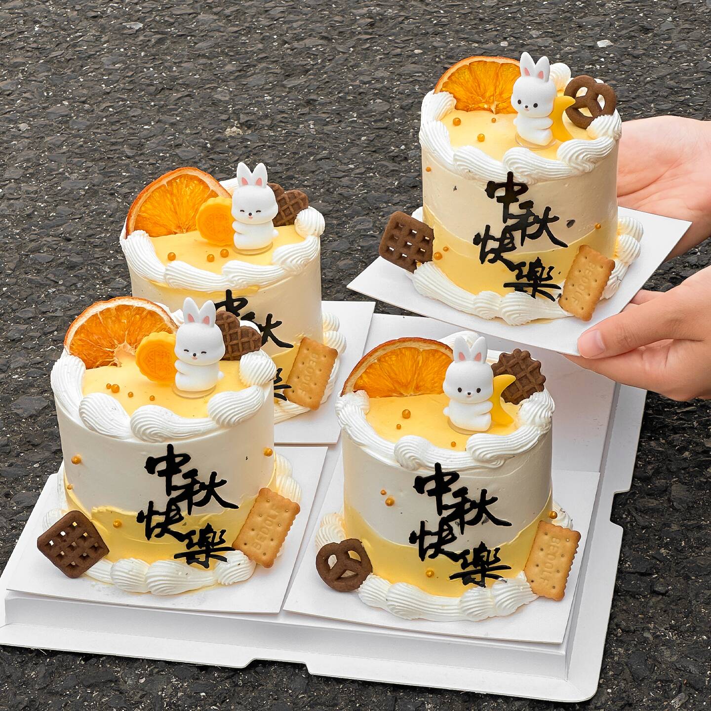 网红2025中秋节蛋糕装饰月饼兔子摆件中秋快乐亚克力节日插件插牌