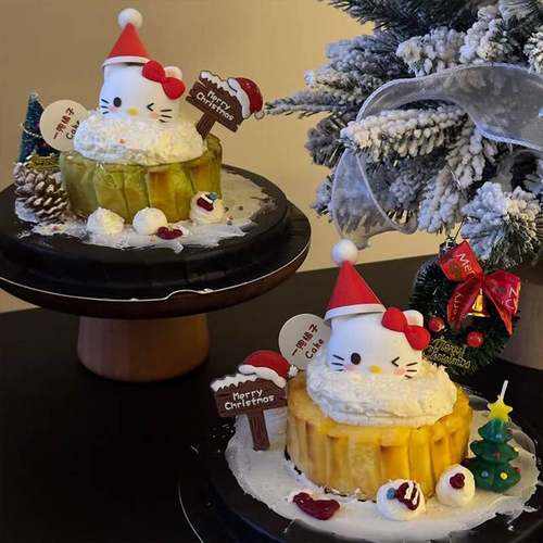 2025圣诞节hello kitty斯巴克蛋糕装饰蝴蝶结KT猫圣诞树甜品摆件
