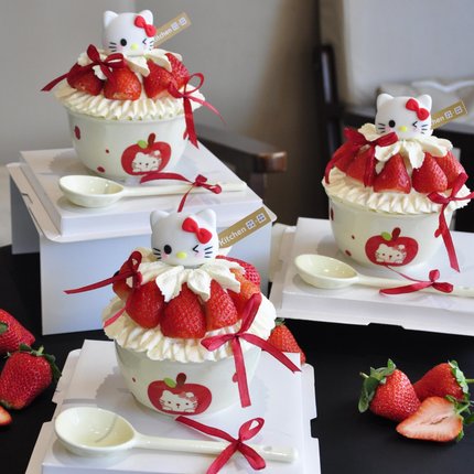 网红圣诞节kt猫草莓蛋糕盆蛋糕装饰helloKitty奶油草莓碗蛋糕碗