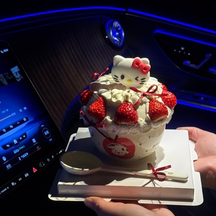 2026新年圣诞节hellokitty草莓蛋糕装饰KT猫苹果小狗陶瓷碗装扮