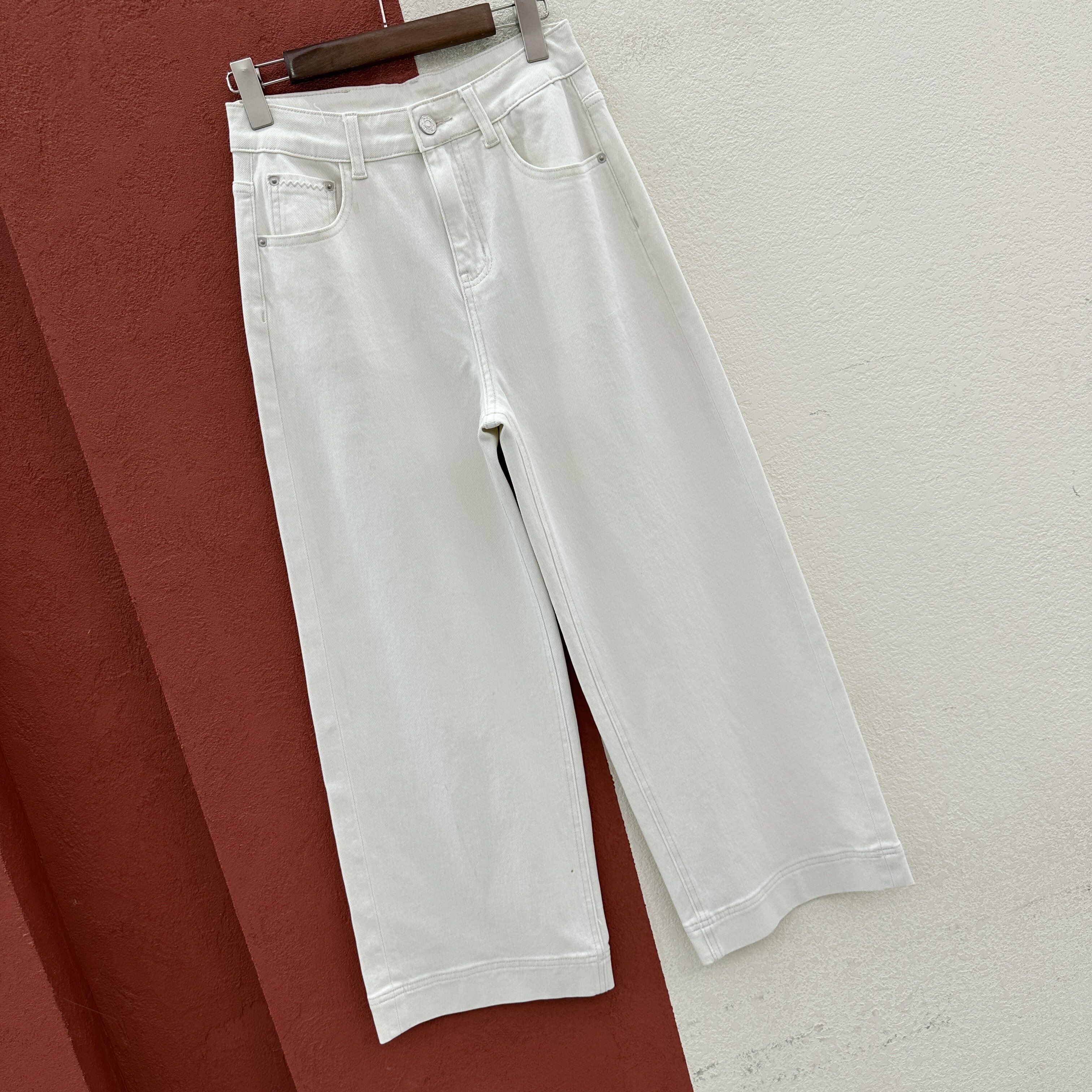 2026春款Q FASHION JEANS酷希莱9573牛仔裤女显瘦九分直筒阔腿裤