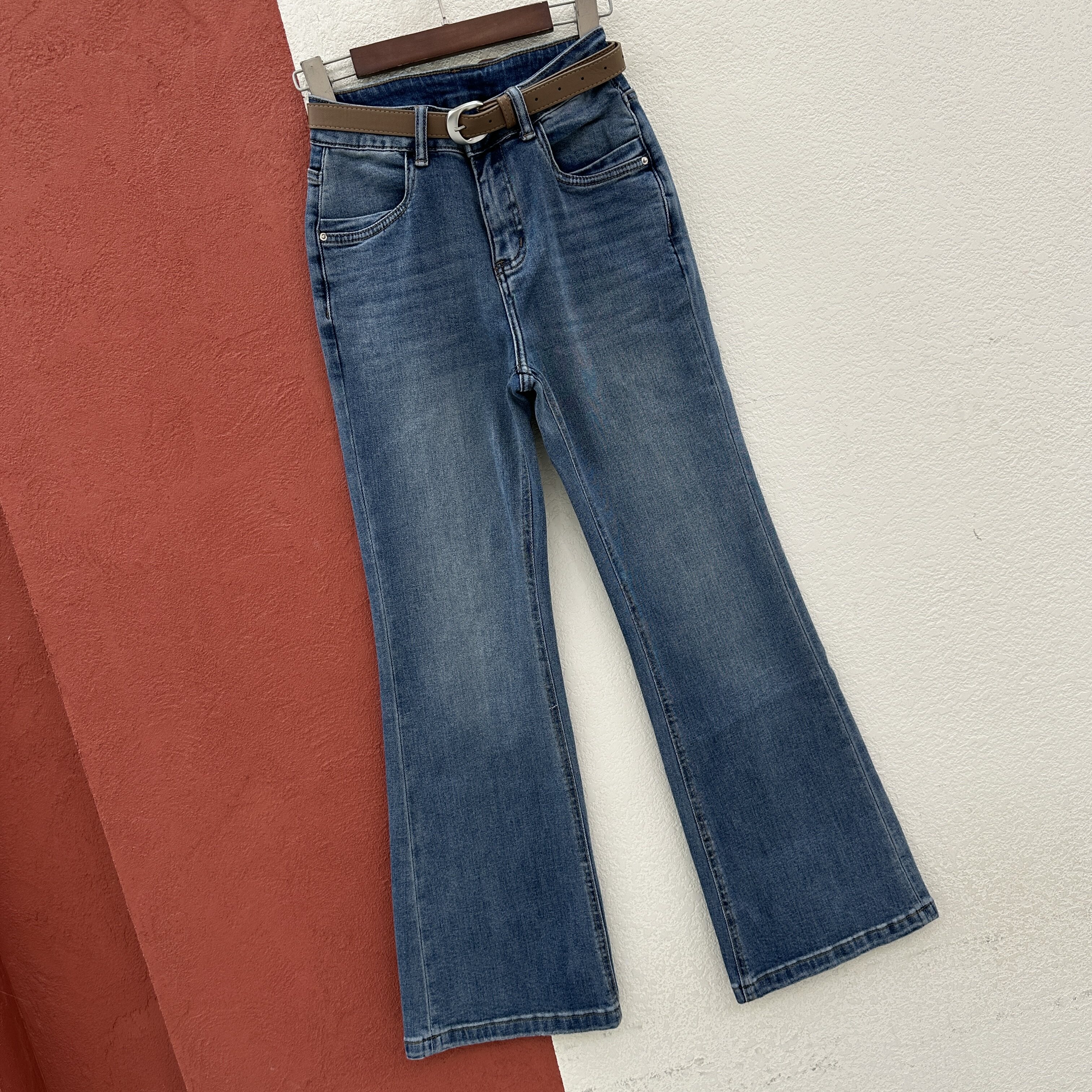 2026春款 JEANS金蚂蚁2607牛仔裤女高腰显瘦微喇裤长裤刺绣喇叭裤