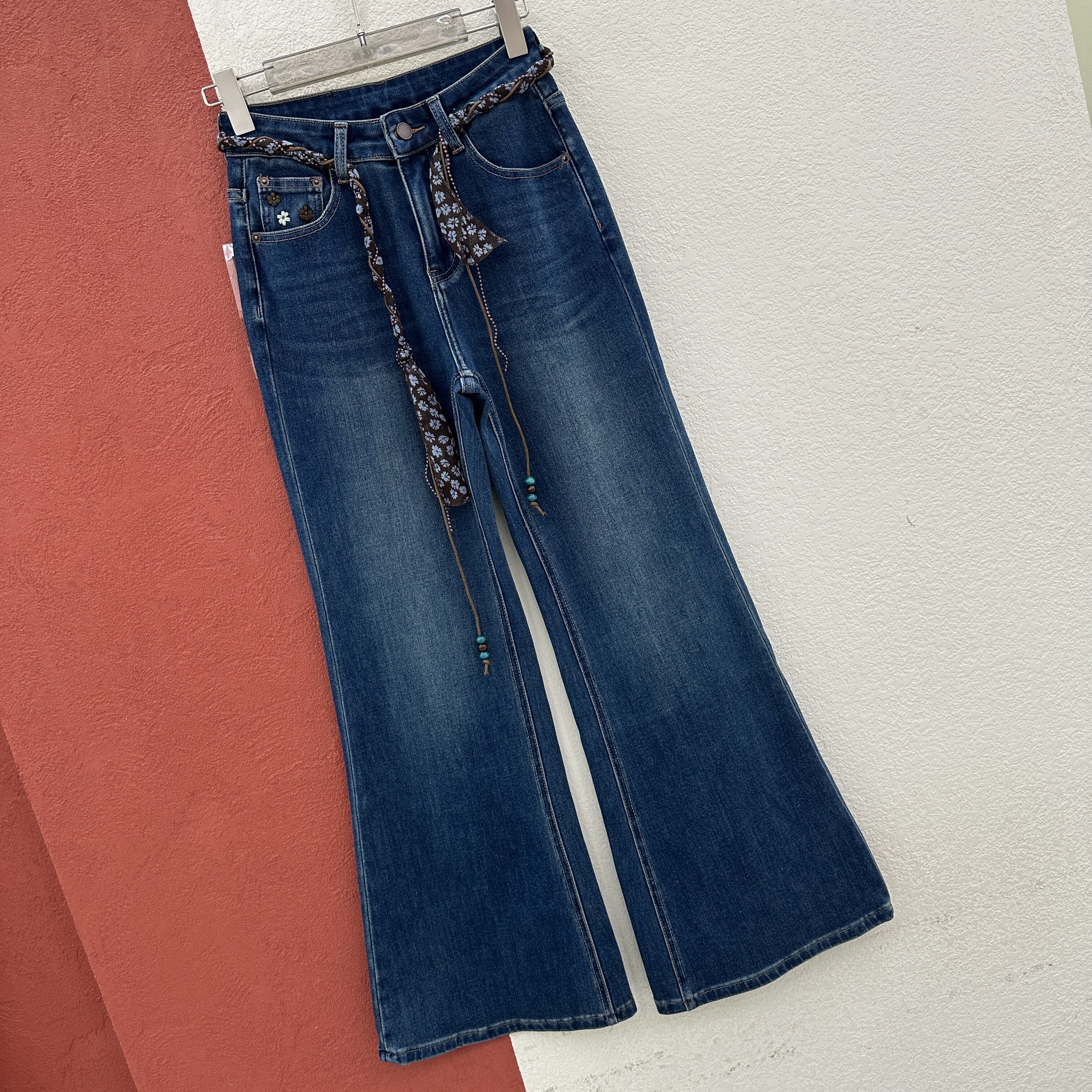 2026秋款Q FASHION JEANS酷希莱8667高腰显瘦微喇牛仔裤女喇叭裤
