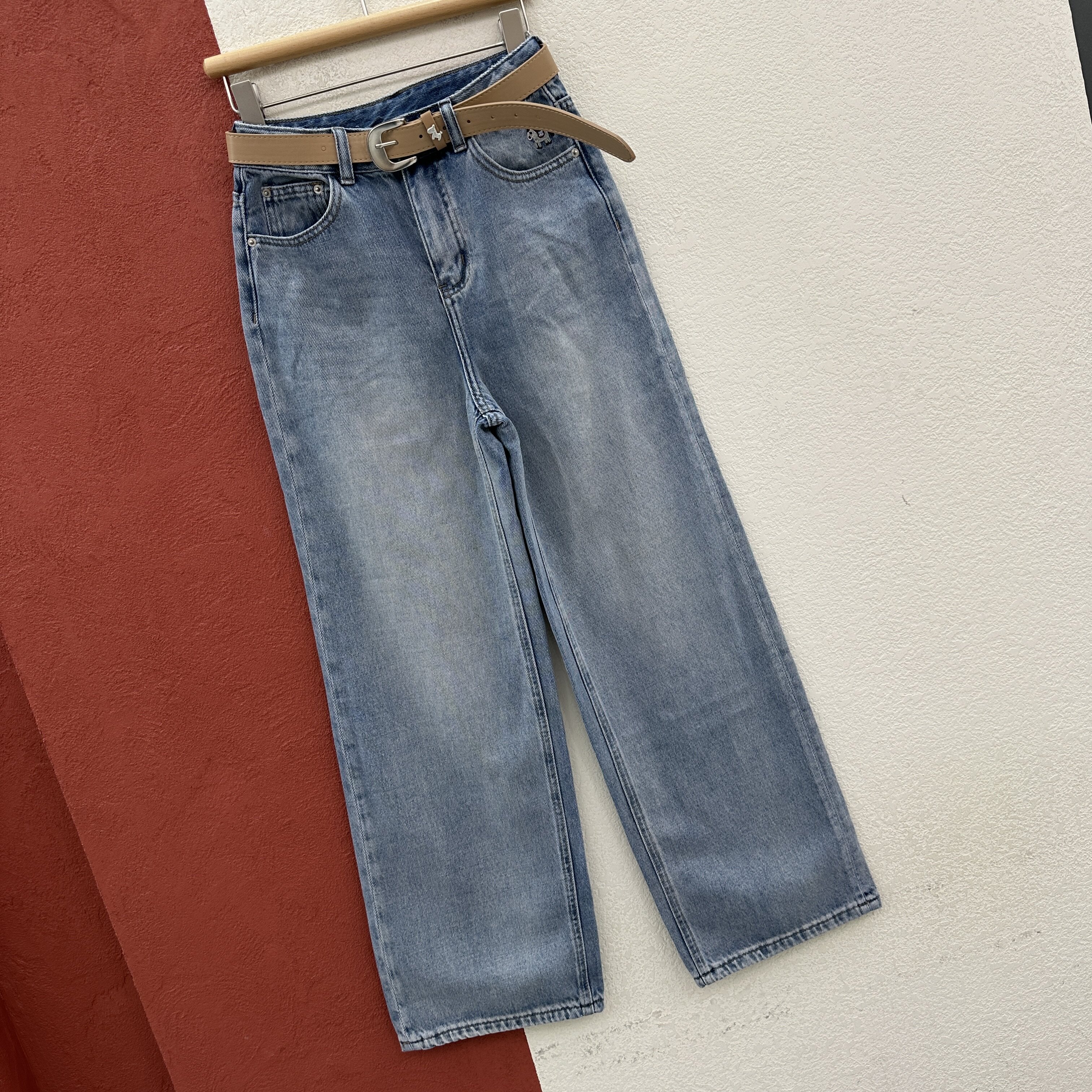 2026春款YKK 99629牛仔裤女高腰显瘦刺绣小马窄版直筒裤拖地长裤