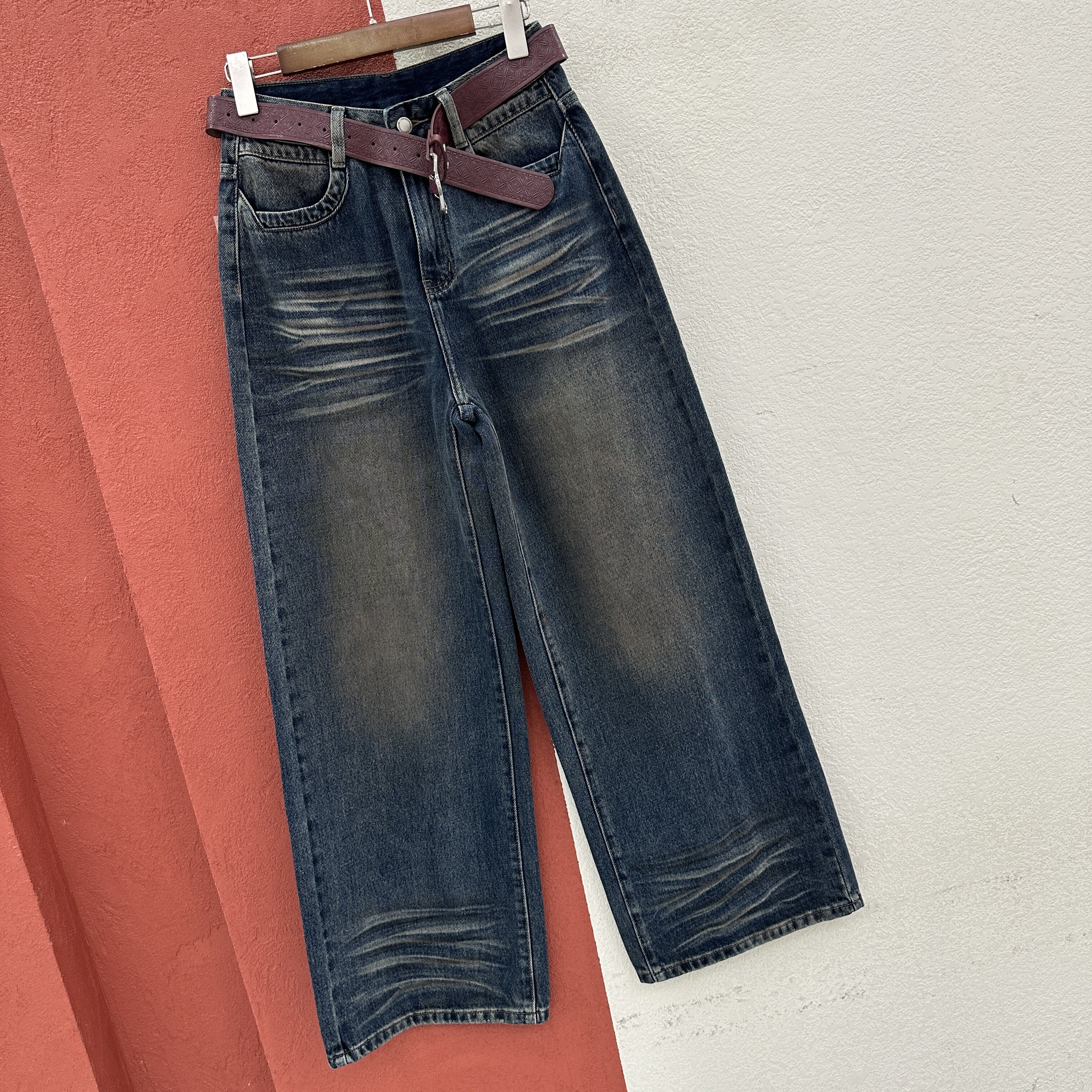 2026秋款Q FASHION JEANS酷希莱61615牛仔裤女猫须烫钻直筒阔腿裤